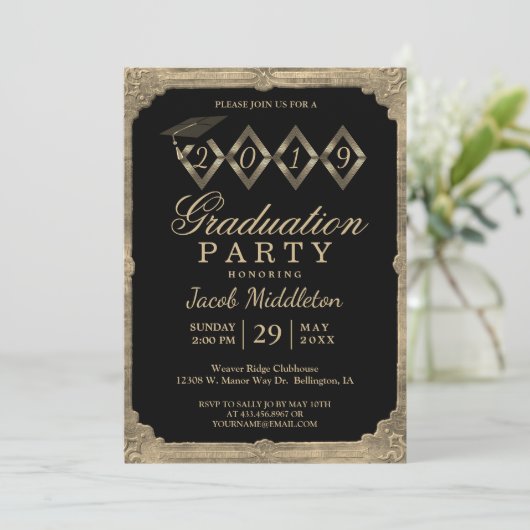 男らしヴィンテージブラックと金ゴールドの卒業 招待状 (スタンド正面)