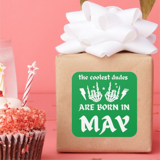 男クール達は五生まれ月の生誕生日だ スクエアシール (パーティー)