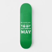 男クール達は五生まれ月の生誕生日だ スケートボード (正面)