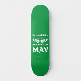 男クール達は五生まれ月の生誕生日だ スケートボード