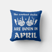 男クール達は生まれ四月の誕生日 クッション (正面)