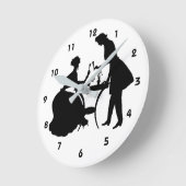 男ビクトリアン女のシルエット ラウンド壁時計 (傾斜)