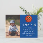 男子の写真 バスケットボール ボール 子供の誕生日 サンキューカード (スタンド正面)