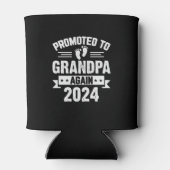 男子は再びグランパに昇進2024 缶クーラー (裏面)