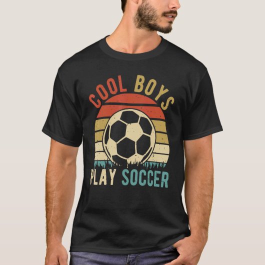 男子カッコいいサッカー遊選手スポーツ選手Fa Tシャツ (正面)