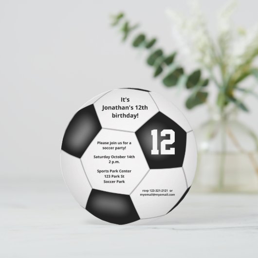 男子ガールズサッカーをテーマにした誕生日パーティー 案内状 (スタンド正面)