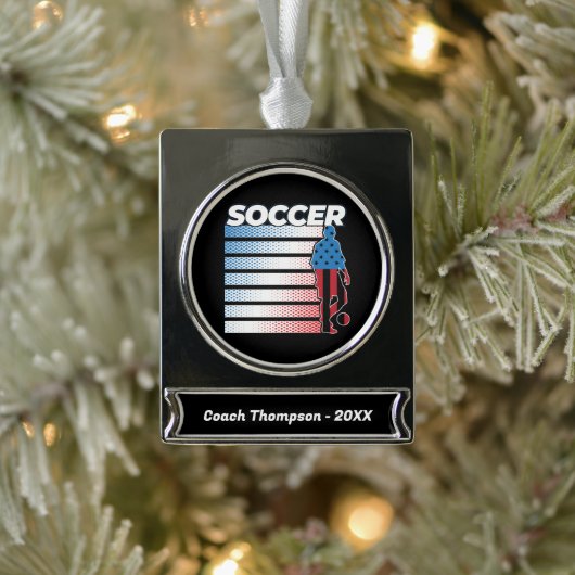 男子サッカー愛国心のある米国国旗 シルバープレートバナーオーナメント (ツリー)