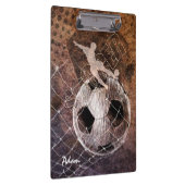 男子サッカー選手がゴールで蹴った クリップボード (右)