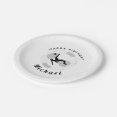 男子サッカー選手バースデーパーティーブラック&ホワイト ペーパープレート (アングル)