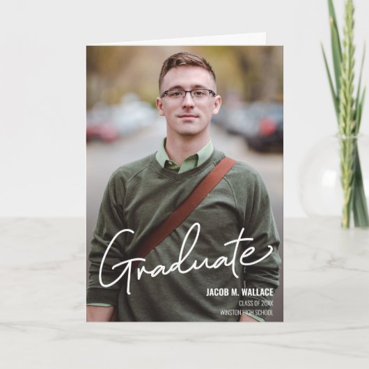 男子パーソナライズされたモダン卒業発表F カード (正面)