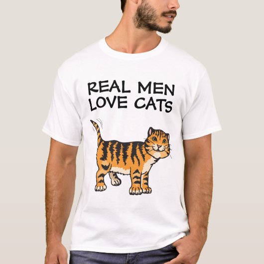 男実在は猫が好きで、Tシャツにオレンジ色の虎猫 Tシャツ (正面)