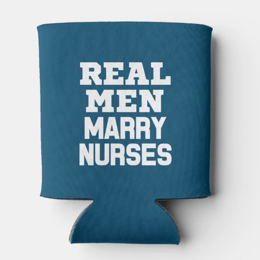 男実在人がナースとおもしろいことわざを冷やす 缶クーラー (裏面)