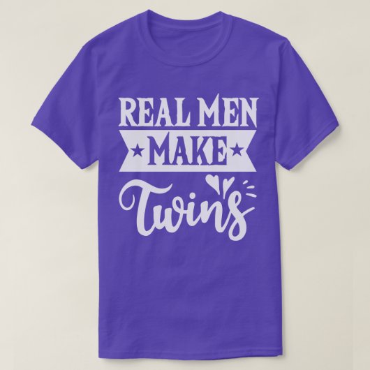 男実在子が父親の日Tシャツで双子のパパをする Tシャツ (デザイン正面)