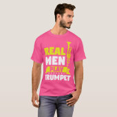 男実在遊がラッパを張る Tシャツ (正面フル)