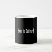 男性がメインコースをスプライスする - 面白い海賊の言い回し コーヒーマグカップ (中央)