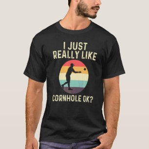 男性と女性のためのコーンホールデザイン ビーンバッグトスプレイヤー Tシャツ