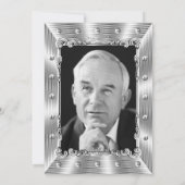 男性の写真 60歳の誕生日パーティー キング シルバー クラウン 招待状 (裏面)