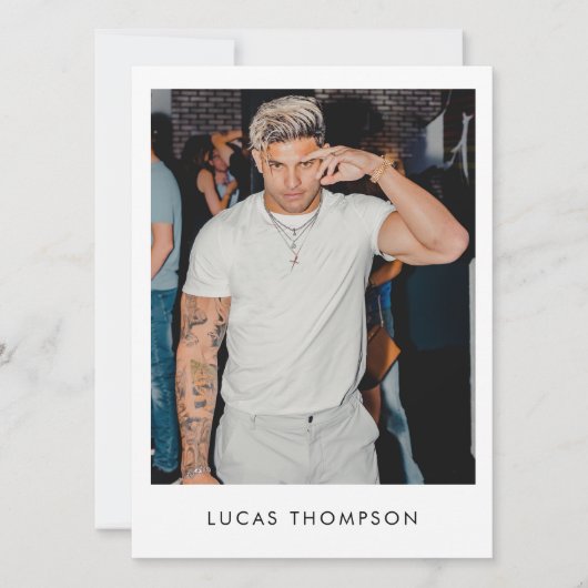 男性インフルエンサー・俳優のコンポジットカード5枚写真QRコード付き 招待状 (正面)