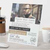 男性モデル、optician、テクニカルプラクティショナー 台座サイン (インサイチュ)