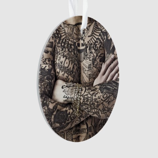 男性体の入れ墨の写真 オーナメント (正面)