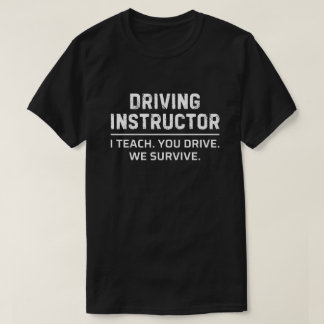 男性向けの面白い自動車教習指導員服のギフト Tシャツ