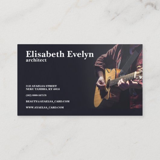 男性用ミュージシャン遊のアコースティックギター 名刺 (裏面)