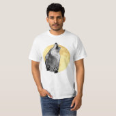 男性用Tシャツ、野生動物、狼、月に向かって遠吠え Tシャツ (正面フル)