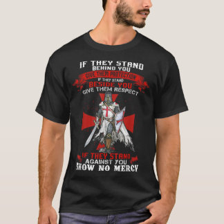 男騎士テンプラール神のクリスチャンもし戦士 Tシャツ