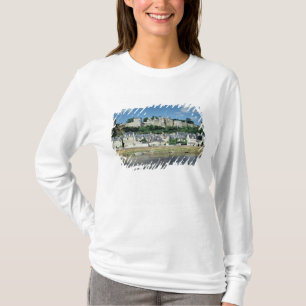 町および城の眺め Tシャツ
