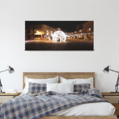町の中心部のクリスマスEsztergomハンガリー。 キャンバスプリント (インサイチュ (寝室))