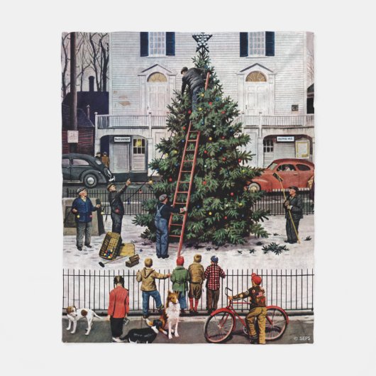 町の広場の木 フリースブランケット (正面)