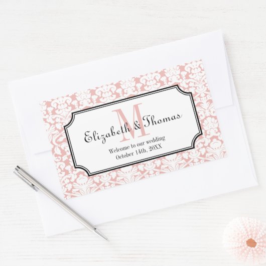 町の抱き枕からモノグラムピンクダマスクフレーム 長方形シール (封筒)