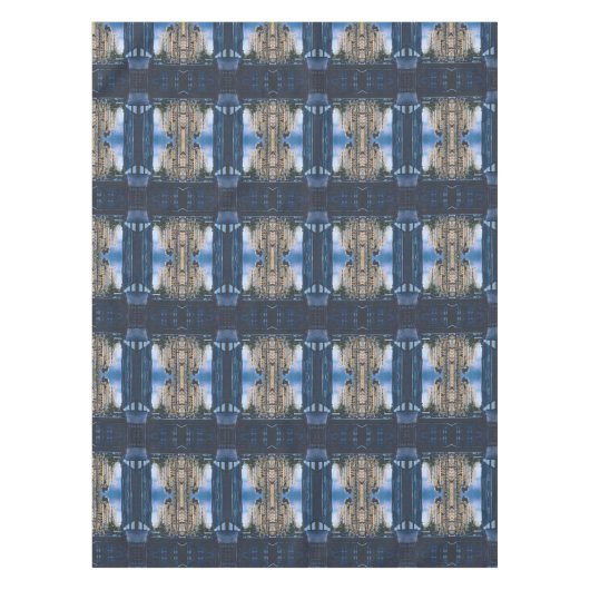 町の限界で静かに テーブルクロス (正面)