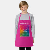 画像フォトピンク追加文字または名前Kids Girls エプロン (着用した状態)