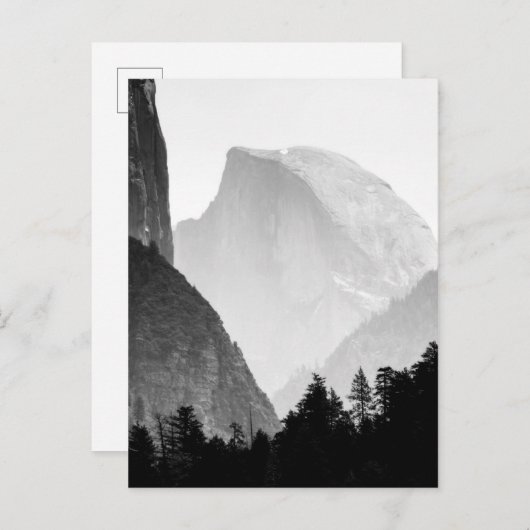 画像的な半分のドームの石の顔|ヨセミテの谷 ポストカード (正面/裏面)