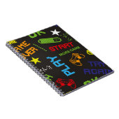 画素ゲームスタイルにおけるシームレスな抽象芸術パターンウィット ノートブック (右側)