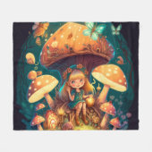 畑にキノコが溶け込む フリースブランケット (正面(横))