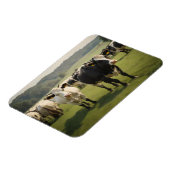 畑の牛 マグネット (左側)