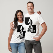 異なった動き チェス ナイト Tシャツ (ユニセックス)