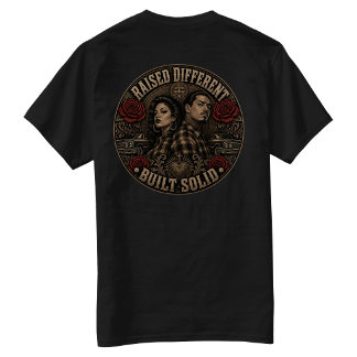 異なった道を歩んだ者たちの分厚いバックプリントTシャツ Tシャツ