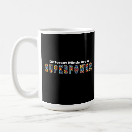 異なる心はスーパーパワー 自閉症を受け入れる コーヒーマグカップ (左)