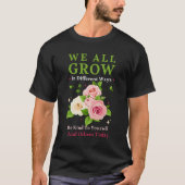 異なる道で成長する インスピレーションをくれる花柄 Tシャツ (正面)