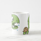 異常で熱狂するで堅いカメのコーヒー・マグ コーヒーマグカップ (中央)