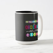 異常な先生の引用文の黒板のマグ ツートーンマグカップ (正面右)