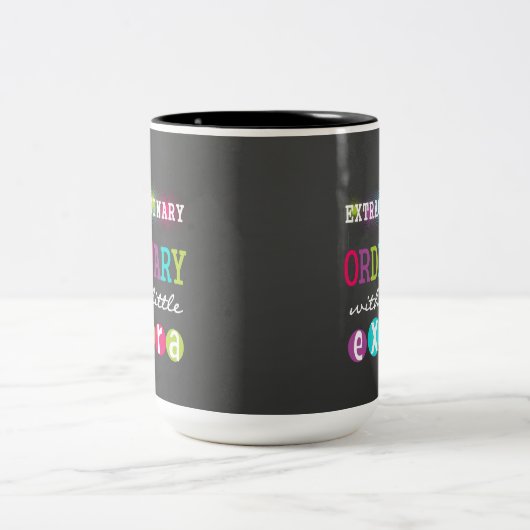 異常な先生の引用文の黒板のマグ ツートーンマグカップ (中央)