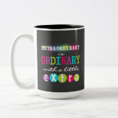 異常な先生の引用文の黒板のマグ ツートーンマグカップ (左)