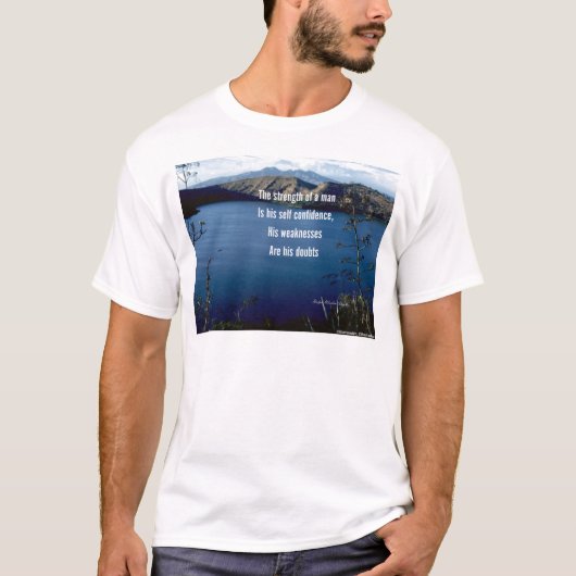 疑いと自己の自信 Tシャツ (正面)