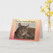 疑おもしろい疑猫付き誕生日カード カード (黄色い花)