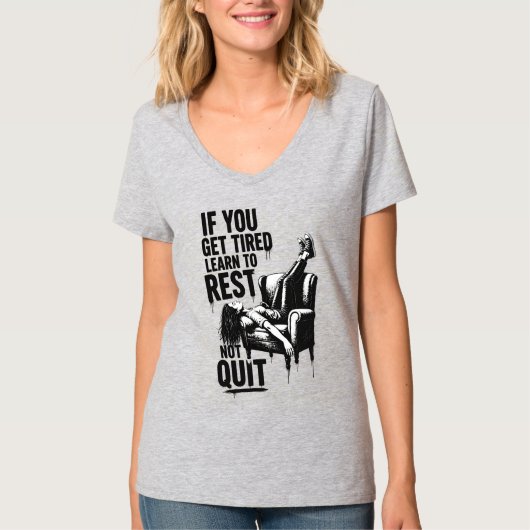 疲れたらやめるのではなく休むことを学ぼう グラフィティ Tシャツ (正面)