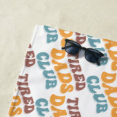 疲れたパパクおもしろいラブ ビーチタオル (インサイチュ)